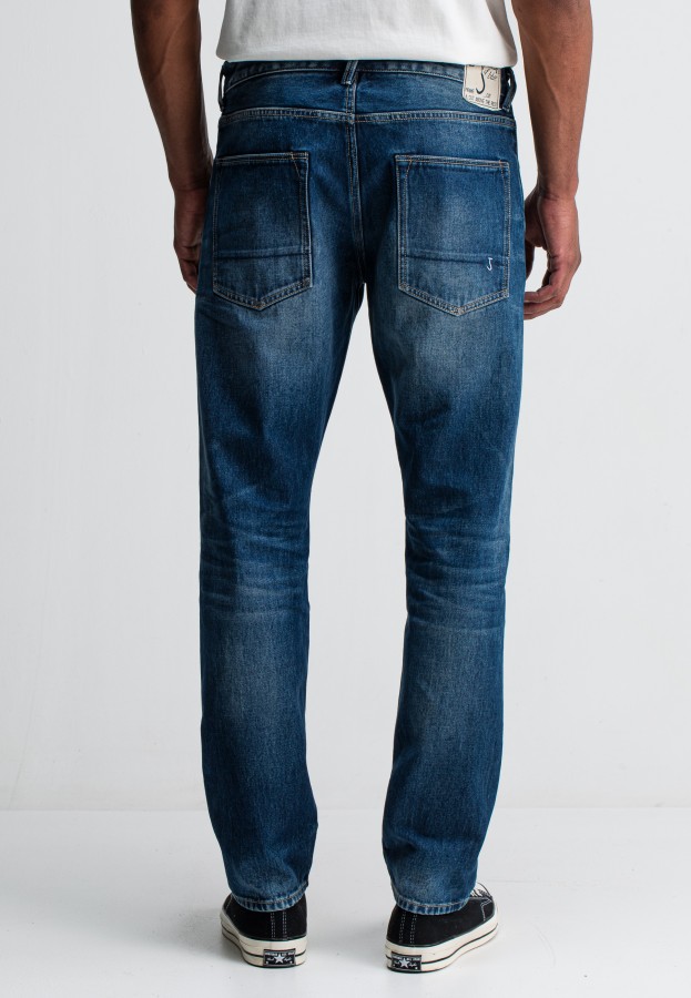 Afbeelding van Stockton Straight Shadow Denim Medium  M2521020 - Regular Straight - Butcher of Blue
